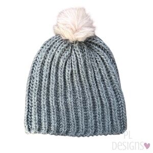Chunky Knit Beanie with Faux Fur Pom